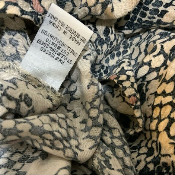 Velvet Heart  Blouse Ladies Long Sleeve Button Down Shirt Size M - Picture 7 of 8